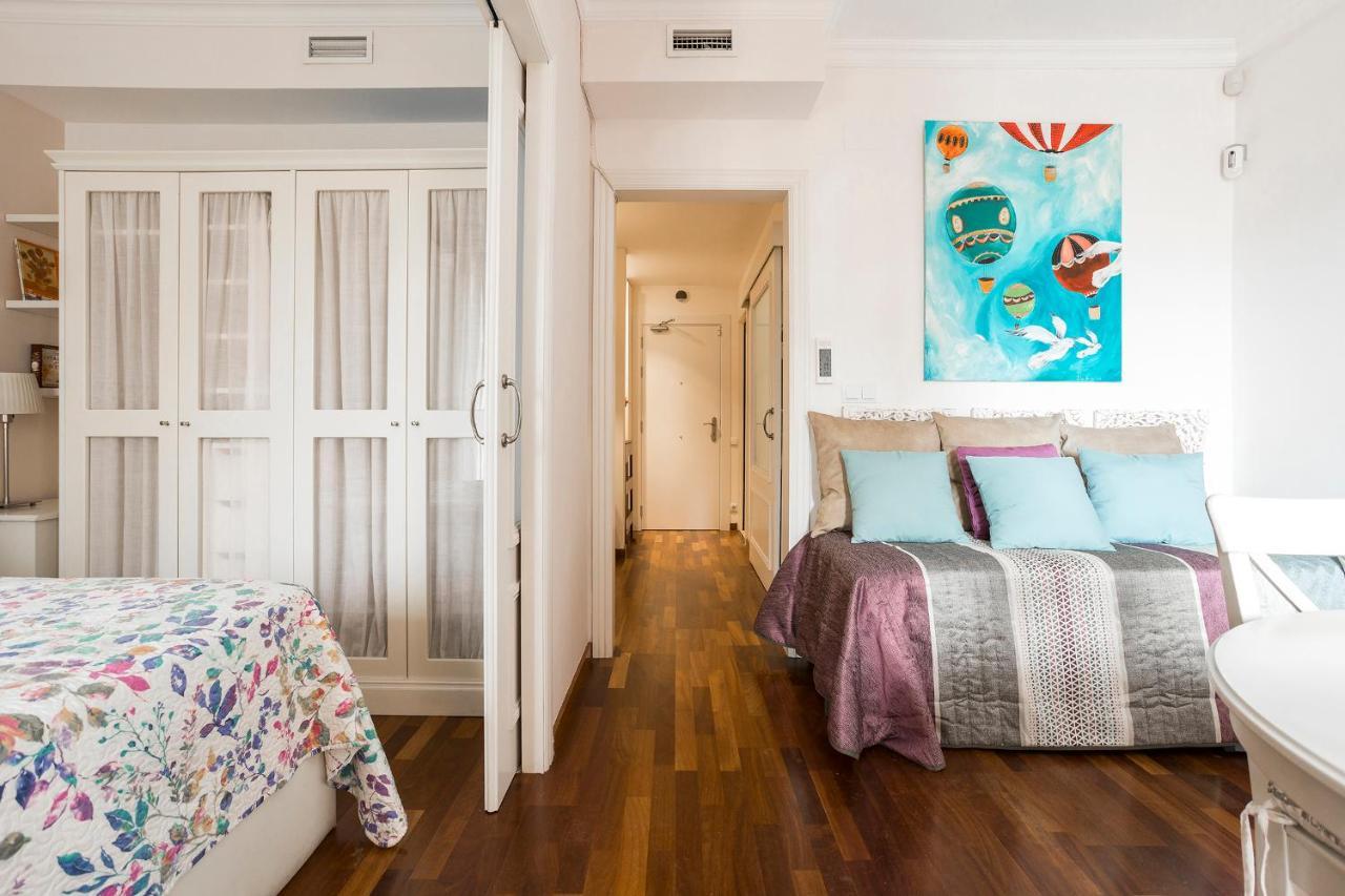 Beautiful Y Luxury Apartment Centrallylocated Барселона Екстериор снимка